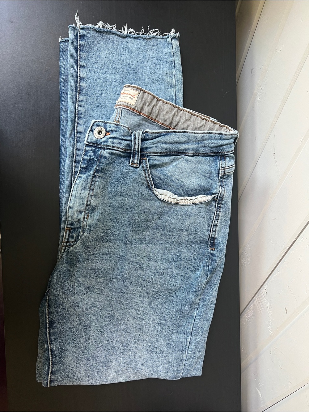 Light Blue Slim Straight Women's Jeans - Classic Everyday Style